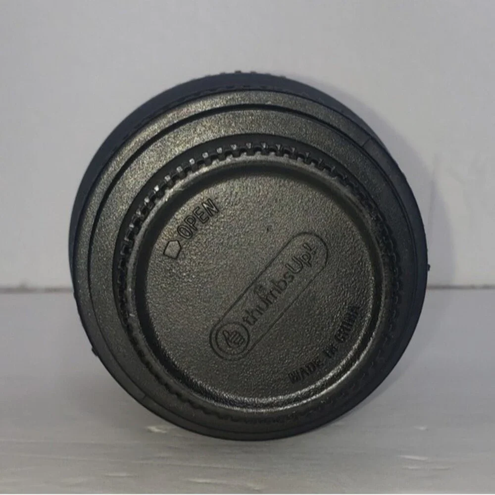 THUMBS UP CAMERA LENS CUP MUG